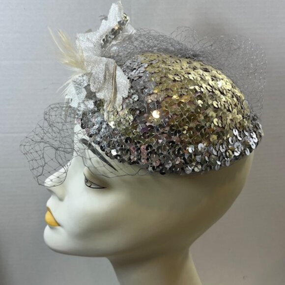 VTG 1950's Sequin Veil Sprout Capulet Cocktail Hat w/Silver Foil Leaves Feather - Picture 2 of 8